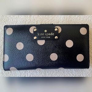KATE SPADE ♠️ Miri Blake Avenue Black Tan Polka Dots Bifold Wallet EUC Auth…